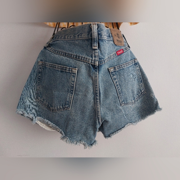 Wrangler Jean Shorts - Picture 3 of 10